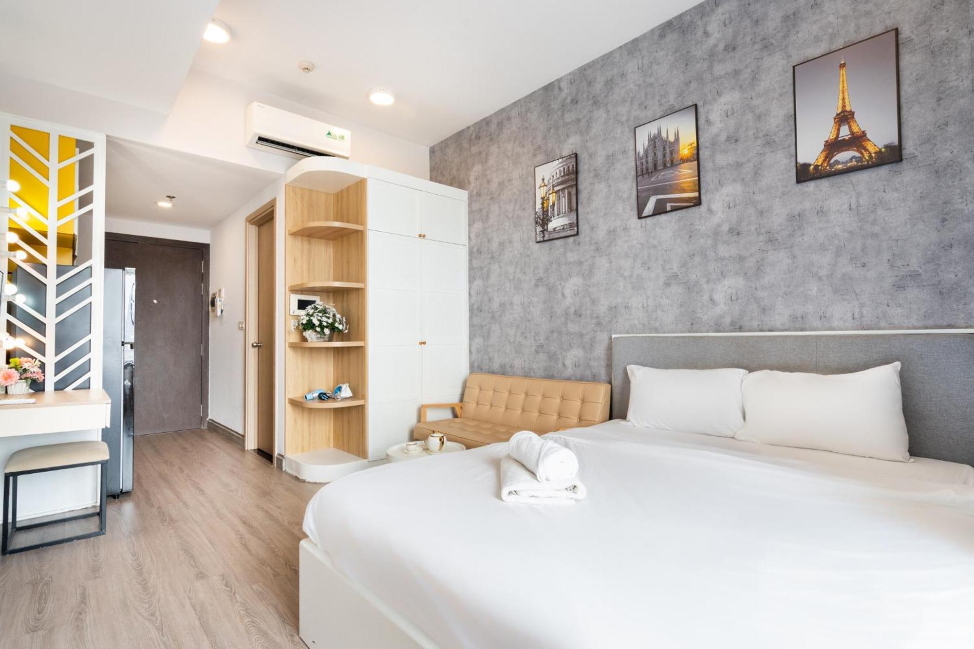 Oui! Oui! Saigon Apartment - Rivergate Residence Ho Chi Minh City Bagian luar foto